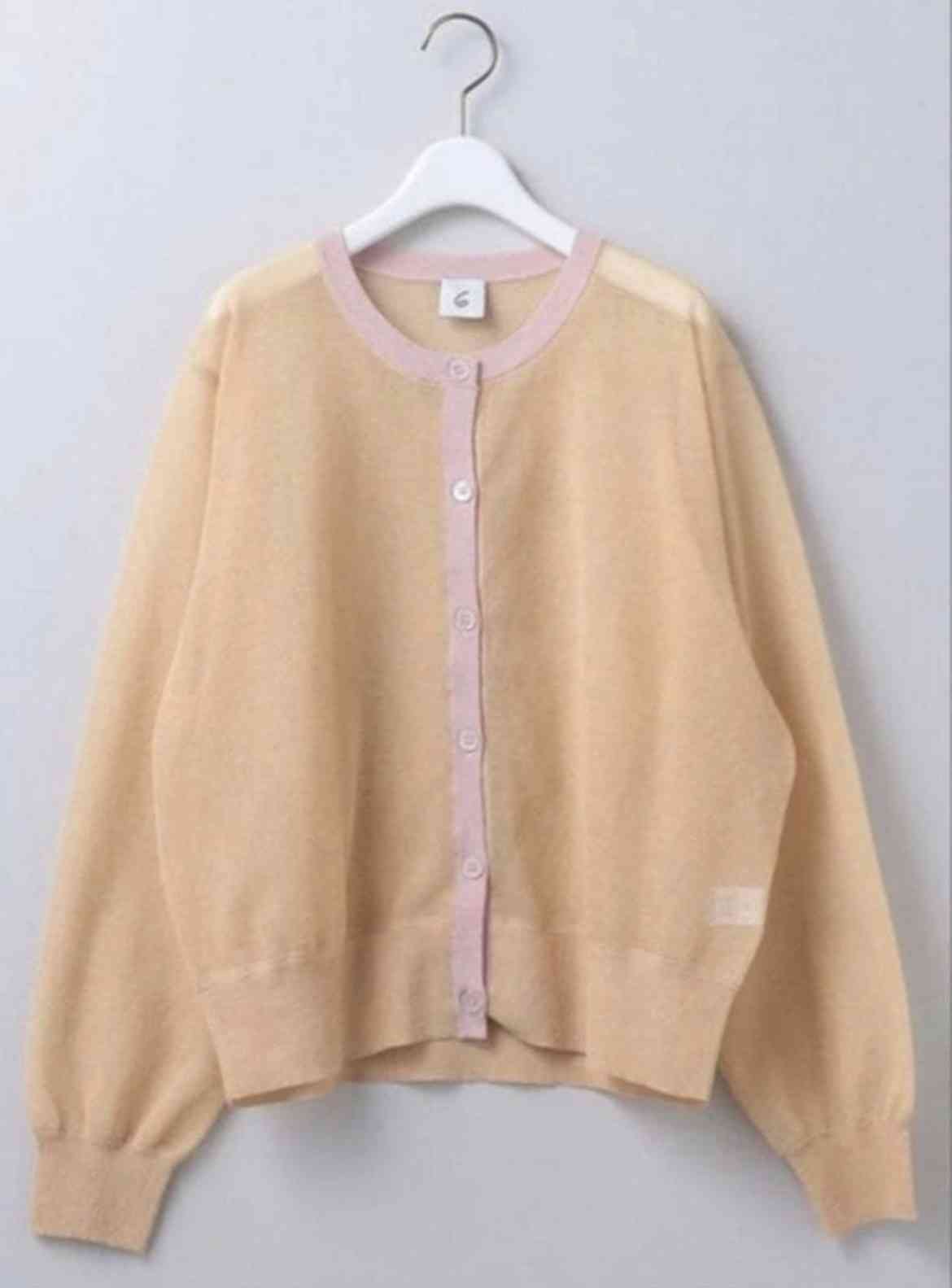シアー素材・透かし編みの服着ますか？