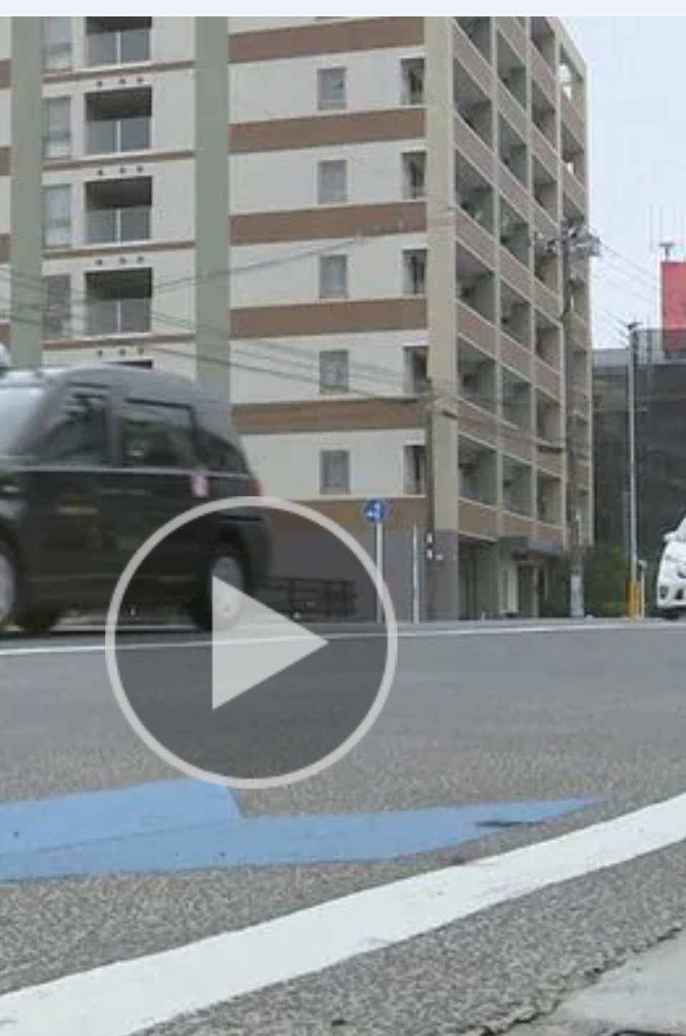 「ドーンと音…人が倒れていた」川崎・中原区で男性（29）血を流して倒れ死亡　現場付近の防カメにマンションから道路に落下する様子　警察は自殺とひき逃げの両面で捜査