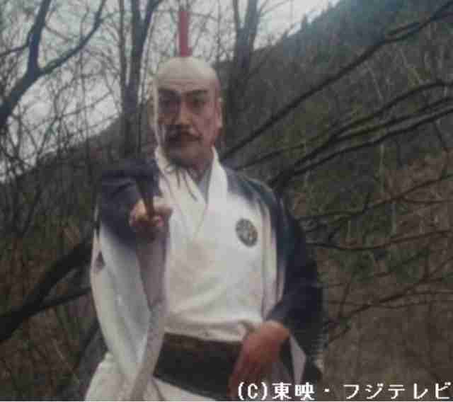 「誰がホンモノを連れてこいと言ったんだ」大河ドラマ「豊臣兄弟！」斎藤道三を演じる麿赤兒が肖像画とそっくり過ぎる