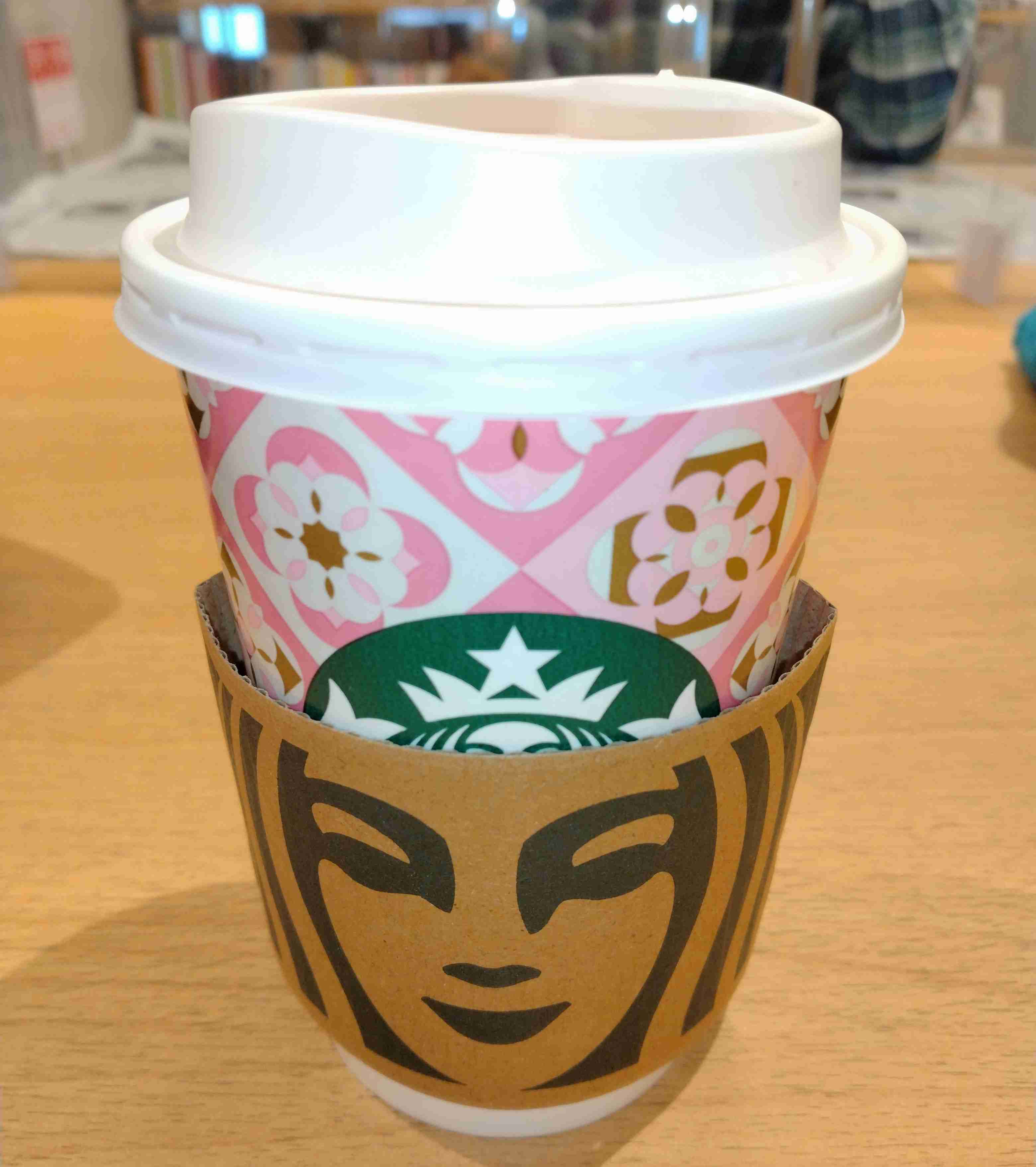 なんだかんだスタバが好きな人！