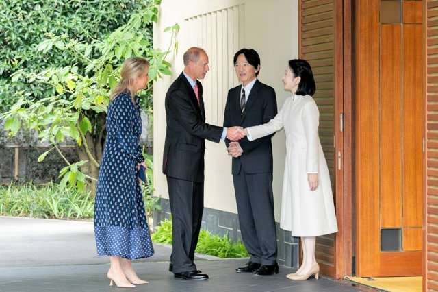 逮捕されたアンドルー元王子の王位継承権剥奪を検討　英政府