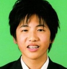 元JR駅員・30歳俳優が明かす、沼津駅での“モテすぎ伝説”「駅の職員なのに、盗撮や出待ちをされて…」＜岩城滉太＞