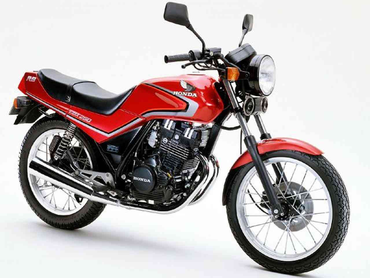 何のバイク乗ってるか教えて下さい！