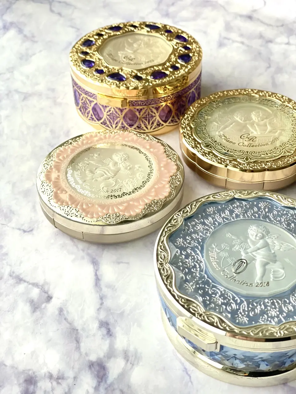 お姫様が持っていそうなコスメ