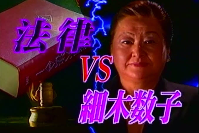 髪に何か塗るとテカる人