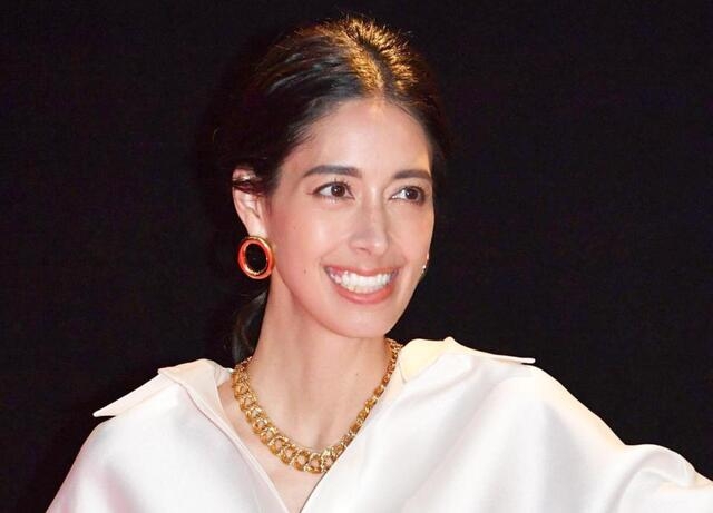 派手顔美人が見たい
