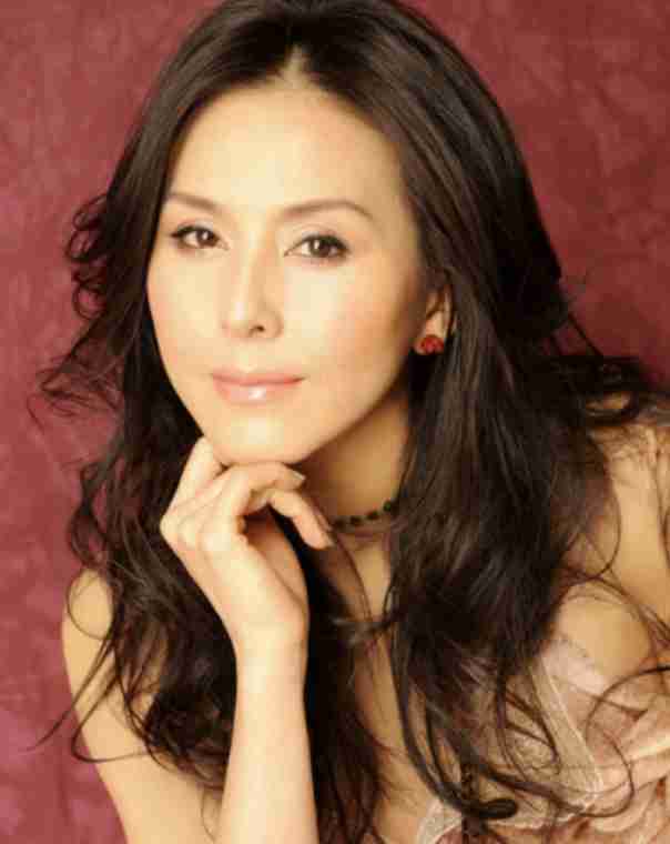 派手顔美人が見たい