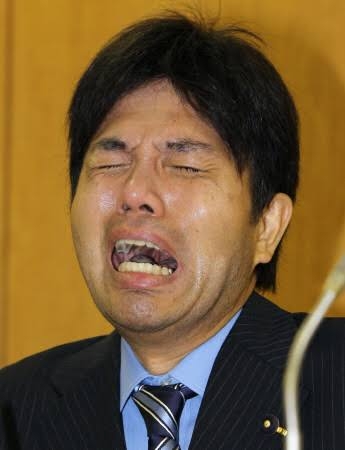 現在不幸で今後も不幸な人生の可能性が高い人