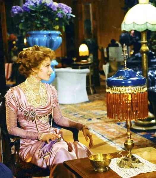 その他大勢の画像で映画タイトルを当てるトピ