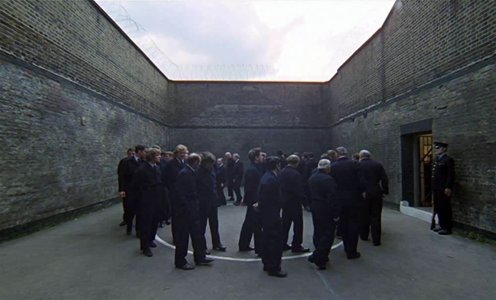 その他大勢の画像で映画タイトルを当てるトピ