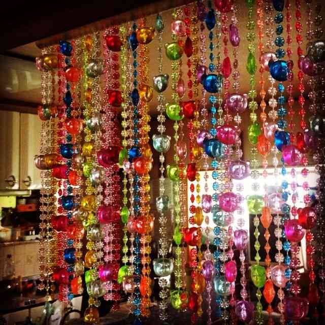 なぜ今「平成レトロ」がアツい？ LOVEBOAT、ナルミヤ、たまごっち…20-40代女子が熱狂する「ブームの裏側」