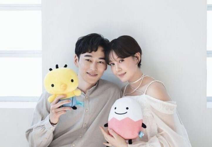 トリンドル玲奈、第1子出産を発表「優しく頼もしい夫と共に育児に奮闘しております」2024年に俳優・山本直寛と結婚