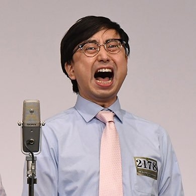 【 こがけん 】〝全くダサくない〟日本人ファッションを冷笑する海外インフルエンサーを一刀両断 コーヒーハウスで堂々のコーデ