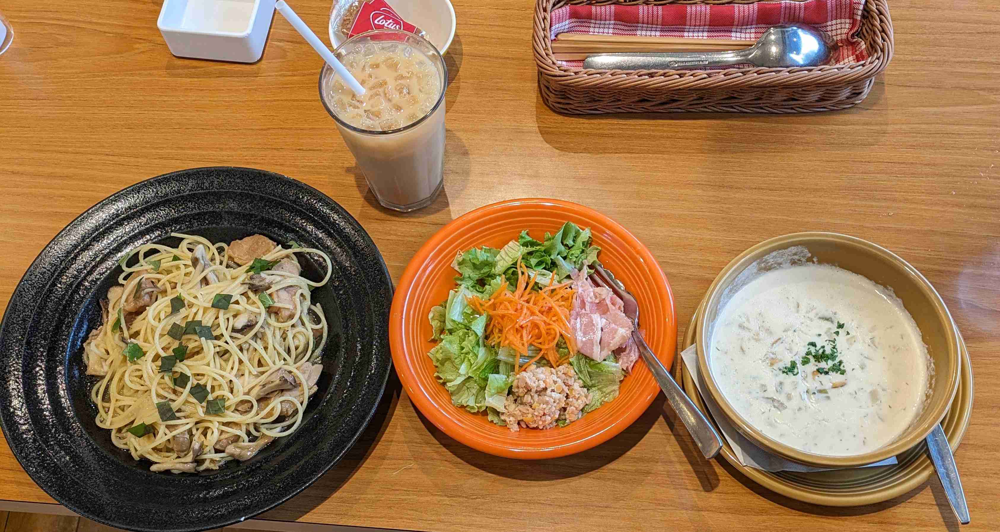 チェーン店限定🍚外食した時の写真見せてください📸