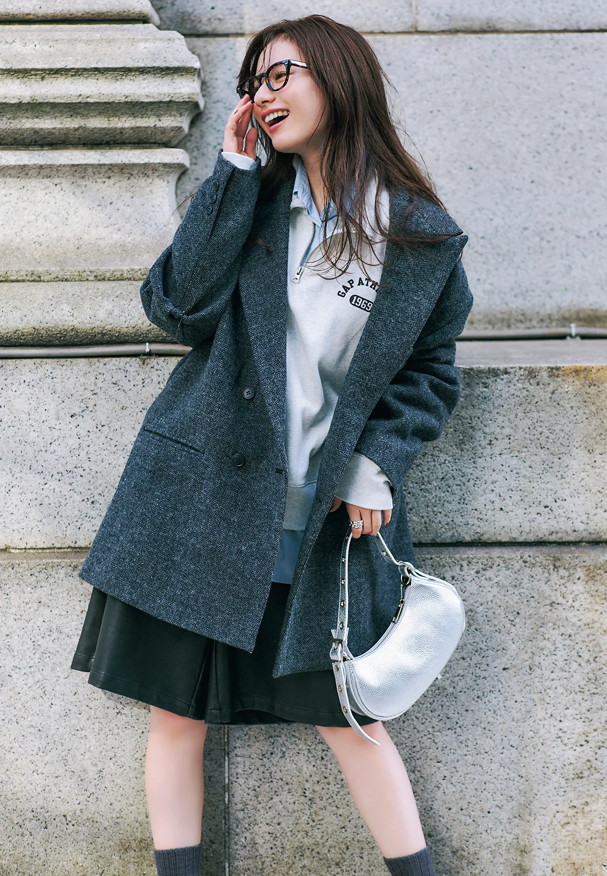 女性の「残念すぎるデート服」図鑑。甘めカーディガンが婚活でモテないワケ＜2026年最新版＞