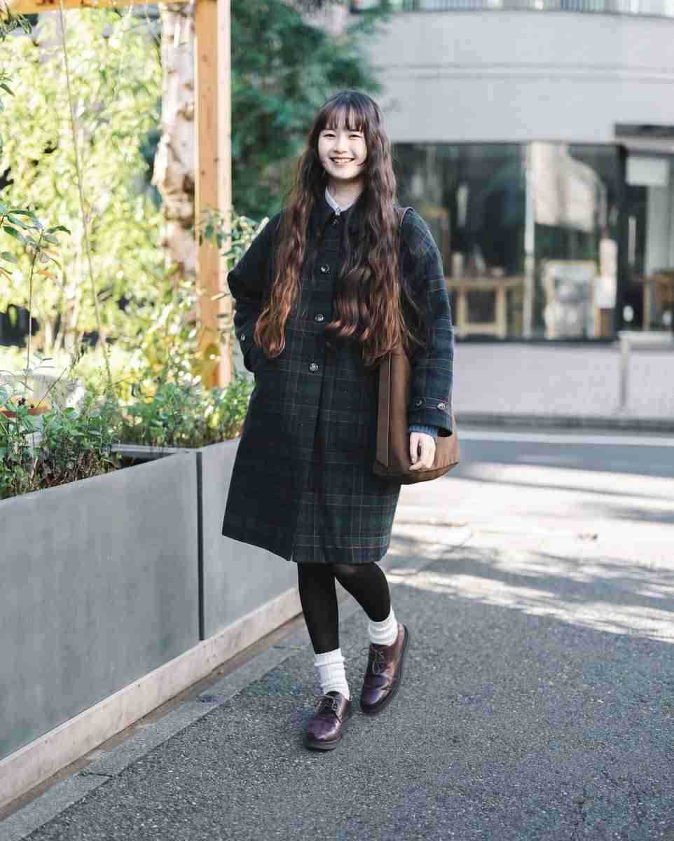 女性の「残念すぎるデート服」図鑑。甘めカーディガンが婚活でモテないワケ＜2026年最新版＞