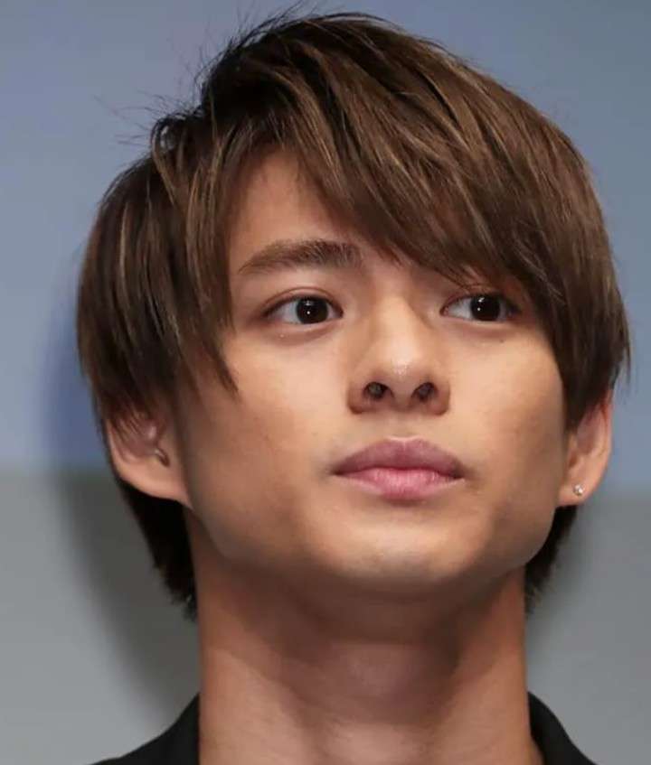 金髪が似合う有名人！