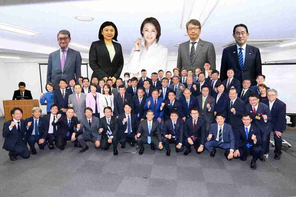 「#ママ戦争止めてくるわ」SNSで広がった共感 国内の「トレンド1位」にも、投稿者が反響振り返る【衆院選】