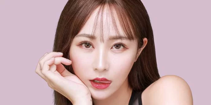 登録者70万人超の女性YouTuber、鼻の整形手術で「めっちゃ満足」 ファン反響「かわいい系から綺麗系に」