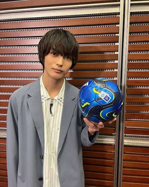 神尾楓珠と元欅坂46平手友梨奈が結婚を電撃発表「それぞれの歩んできた道が交差して一つの道と」