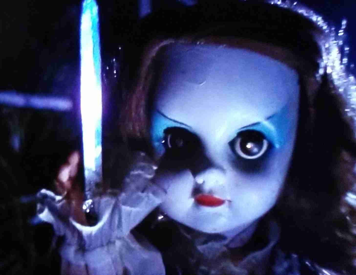 もっときつい顔になりたい