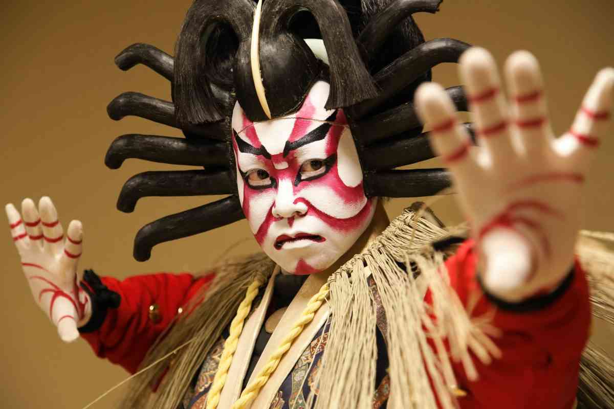 もっときつい顔になりたい