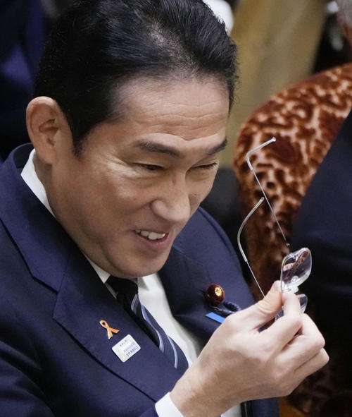 眼鏡かけてる人集まれ(眼鏡かけてる人が好きな人も集まれ)part2