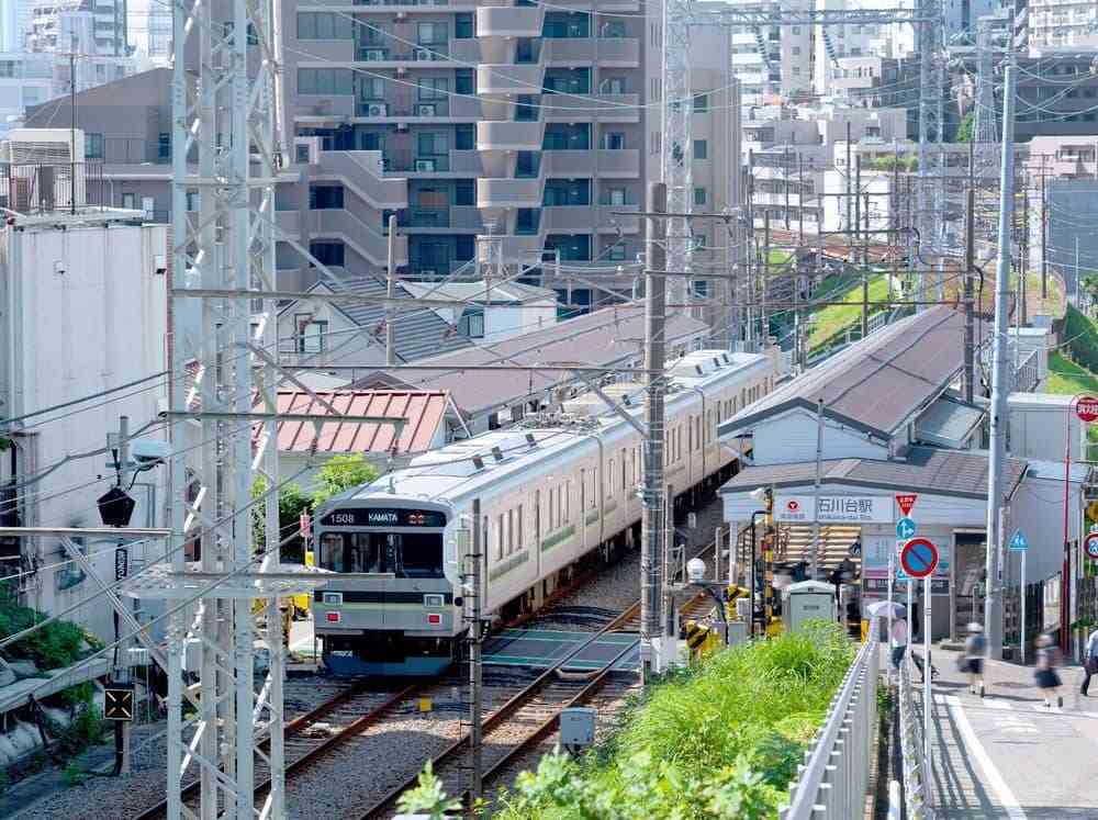 ｢通勤が辛すぎる､引っ越そう｣→｢なんて便利な街だろう｣　神奈川の端出身､23歳彼女が東京で最初に住んだ｢地味だが一人暮らしに最適な街｣の実態