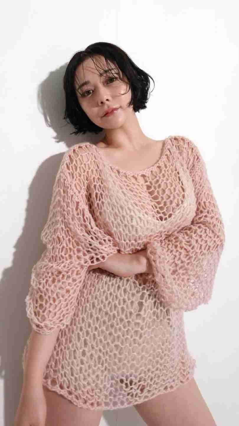 胸の悩み（貧乳、巨乳、垂れ、張りの無さ、バストトップの色、形、etc.）【part10】