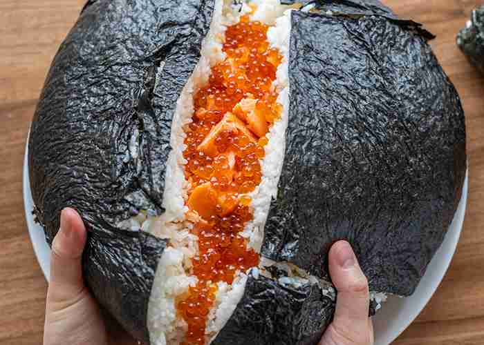 結局自分で握ったおにぎりの方が美味しいと思いませんか?