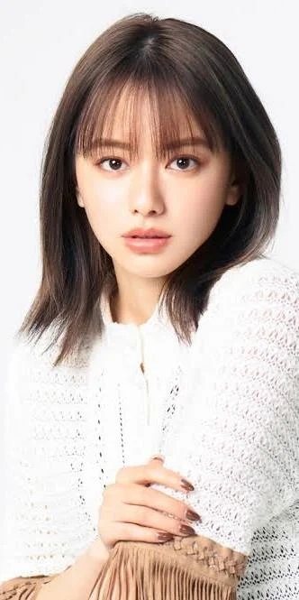 皆さんの始めてのマイカーは何ですか？