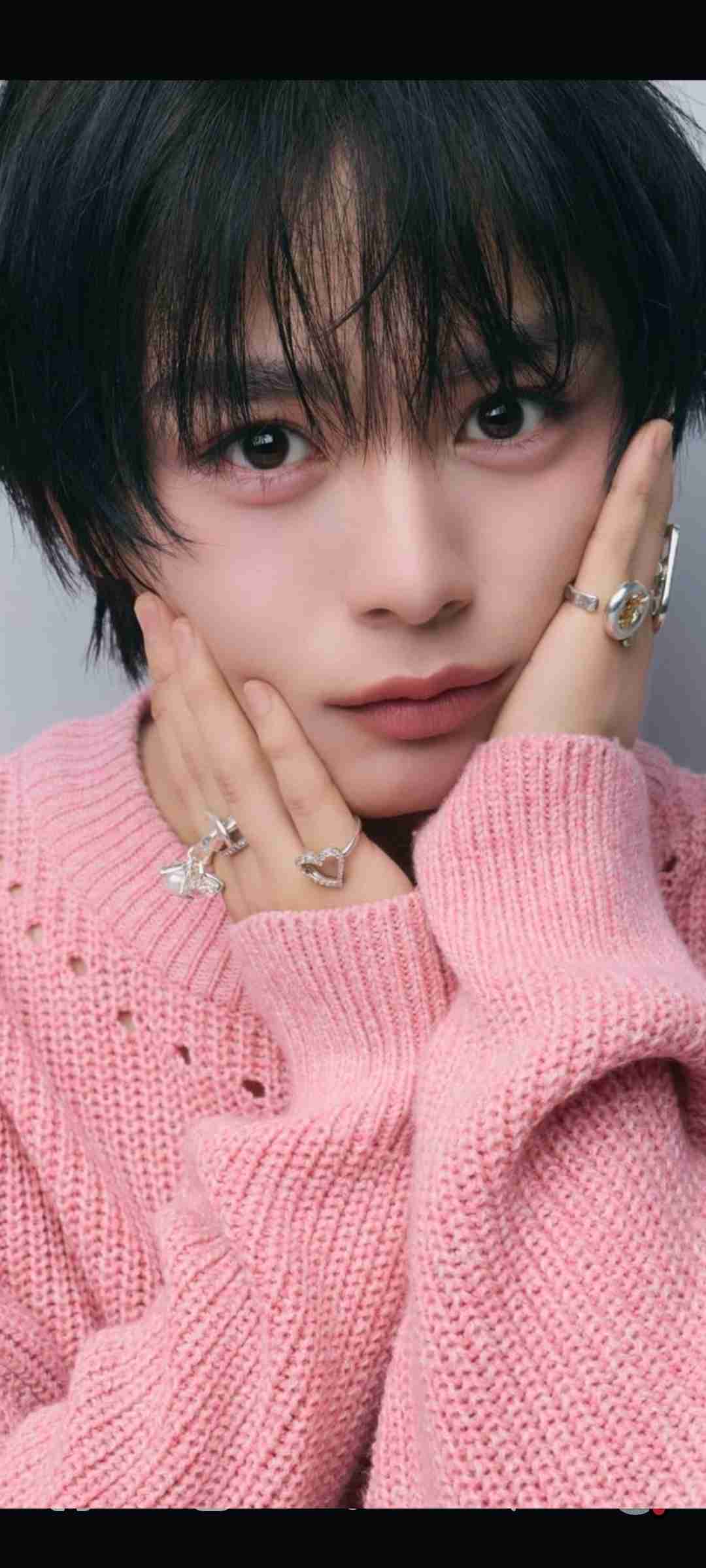 【画像】ピンクが似合っている有名人 PART3