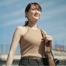 おばさんのブラトップ要望あるある「盛れなくていいから下から支えてくれ」「レースやちっさいおリボンいらん」→ブラデリス、グンゼなどおすすめ集まる