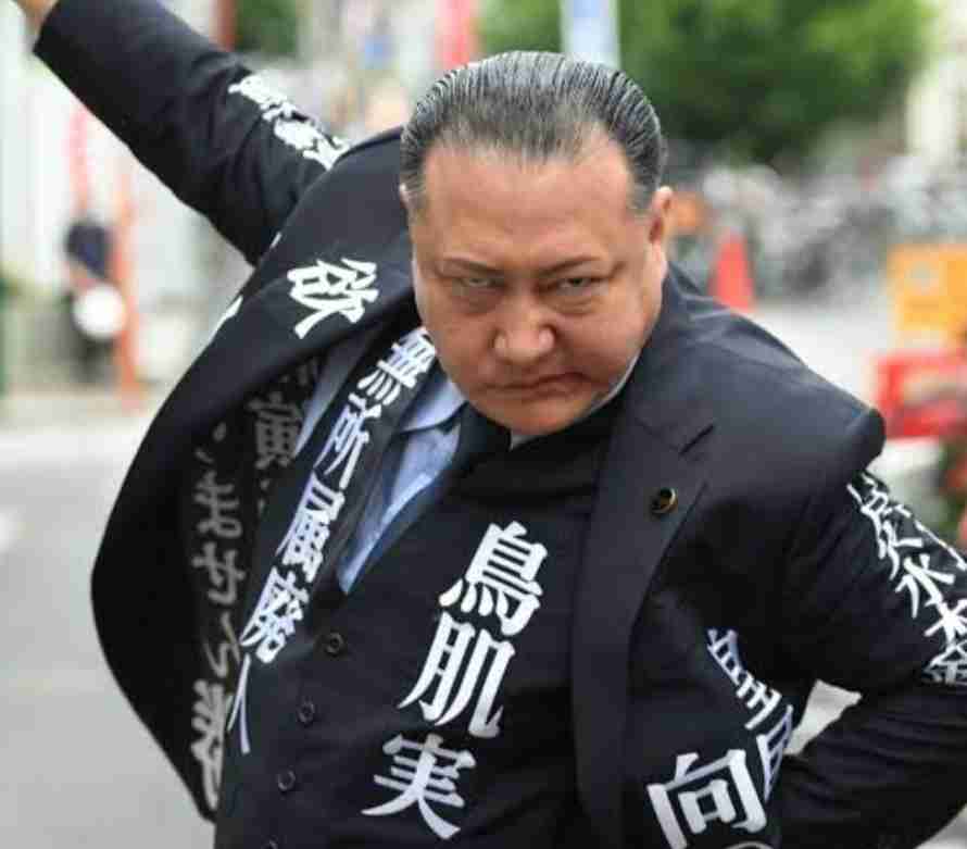 「顔は腫れ上がり、洋服は血だらけに」　歌舞伎界のサラブレッドの“凄絶DV”に新展開　妻が告白「1億円の借金があって慰謝料が払えないと言われて…」