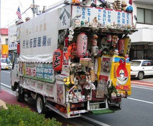 「車が燃えながら走っている」焼き芋の移動販売トラック そのまま消防署へ駆け込み消火活動 熊本市