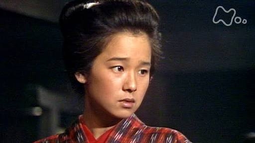派手顔ではない美人・イケメン
