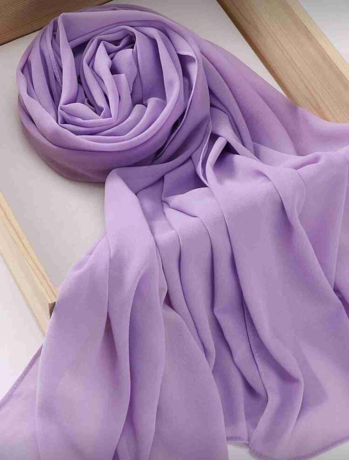 【ネタトピ】ジンはコートの下に何着てると思いますか？