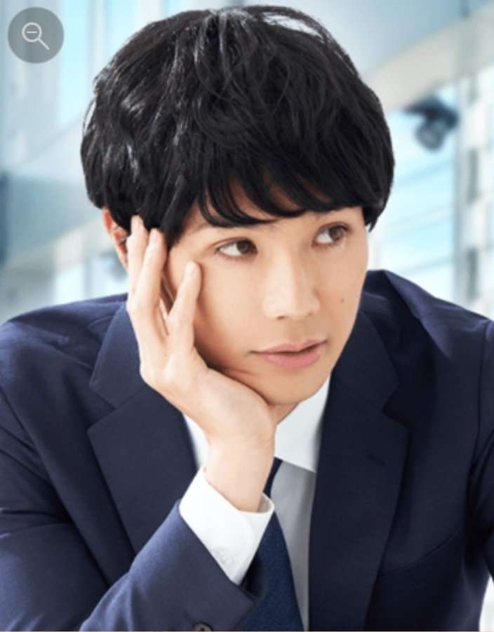 43歳・もう中学生、『有吉の壁』で結婚を生報告「エリさんと結婚しました」