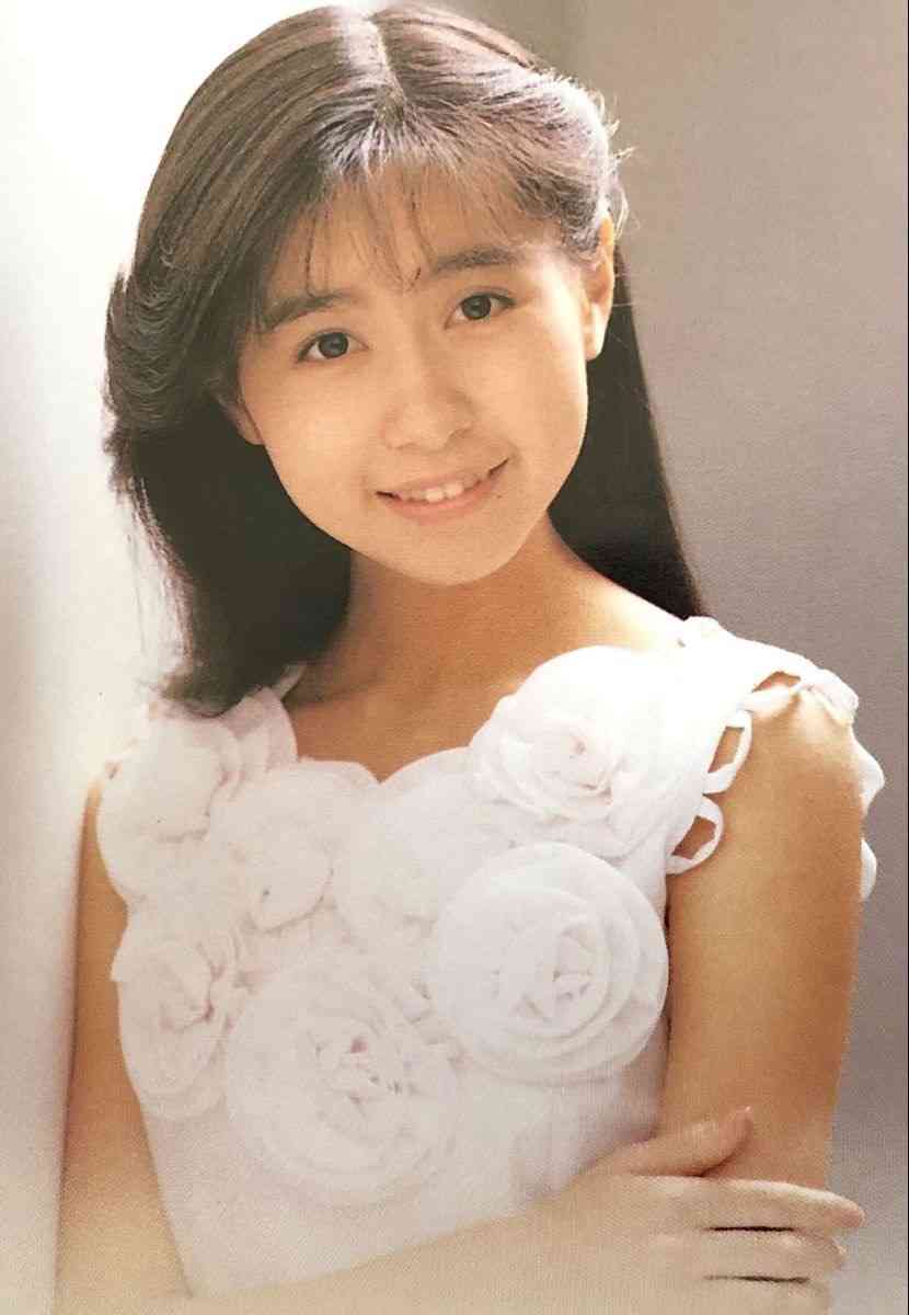 同性に嫉妬されやすい女性の特徴