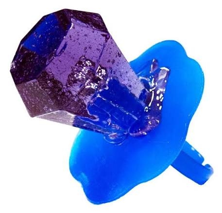 大きめジュエリーに目がいくようになった