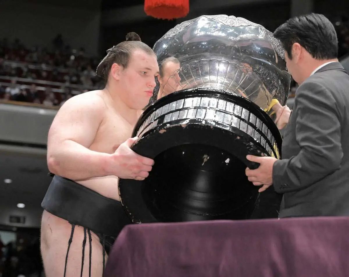 【実況・感想】大相撲3月場所を応援するトピ