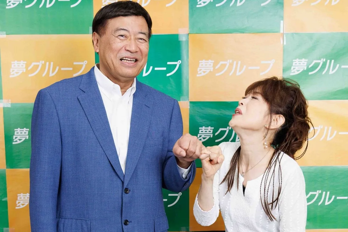 King Gnu常田大希、ライブの“関係者席”にブチギレ「社長とキャバ嬢が」前列をファンに開放した神対応が大反響