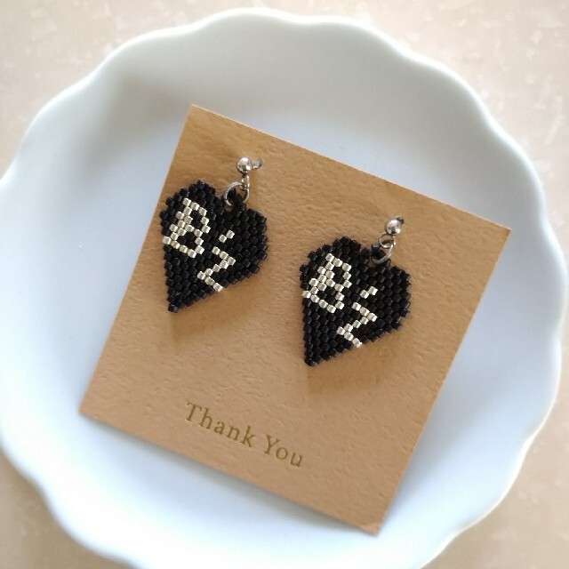 「手芸」　ビーズのアクセサリーが好きな人