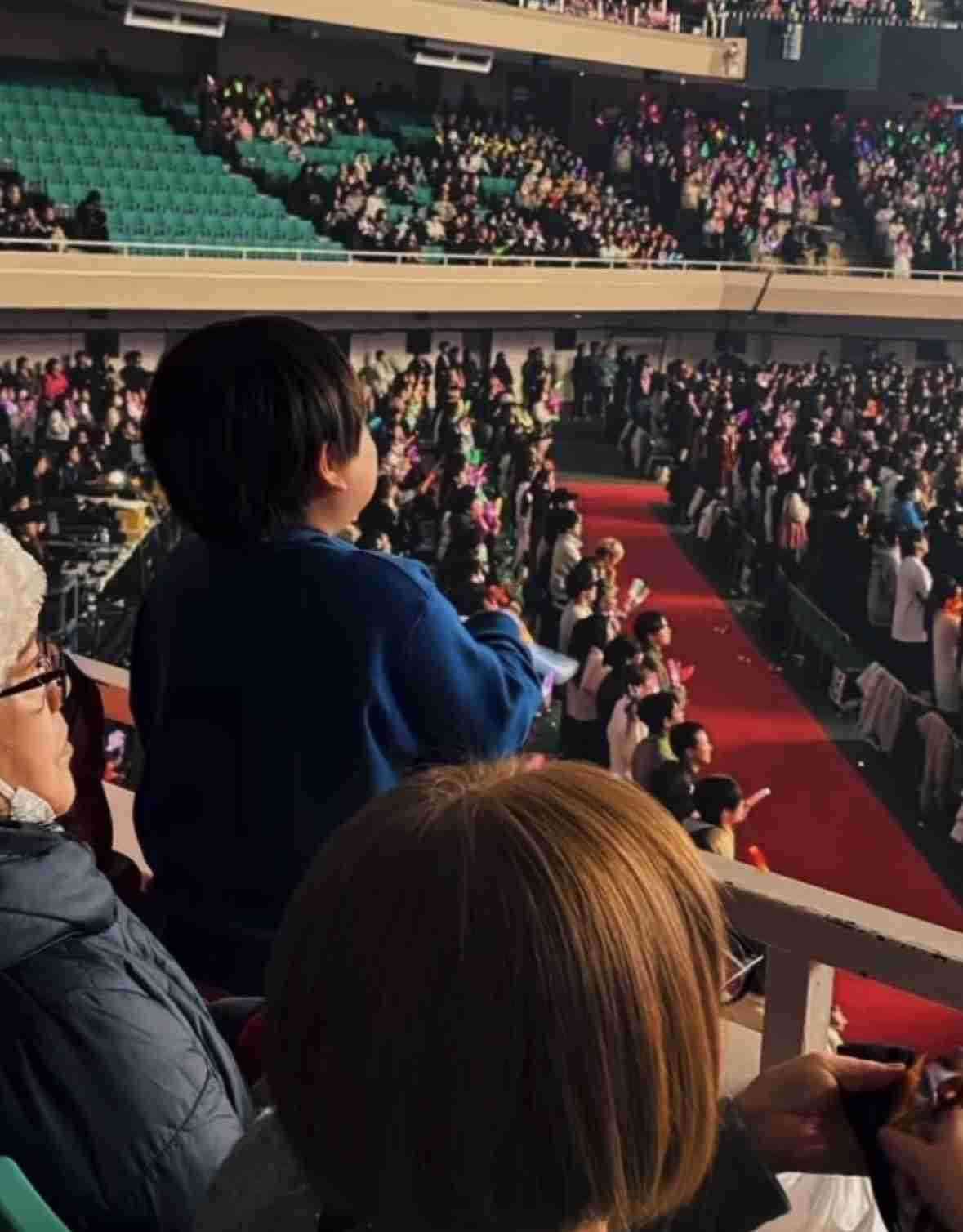 前田敦子、人生最後の写真集「ランジェリーの上にちょっとお肉がのってるみたいのをこだわった」