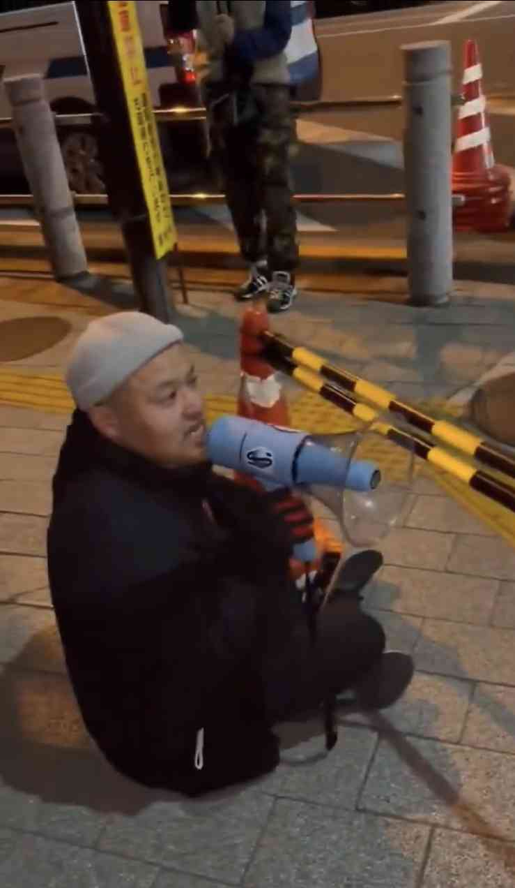 「I say 憲法 you say 守れ♪」国会前に2万4千人「自民も維新も触るな」