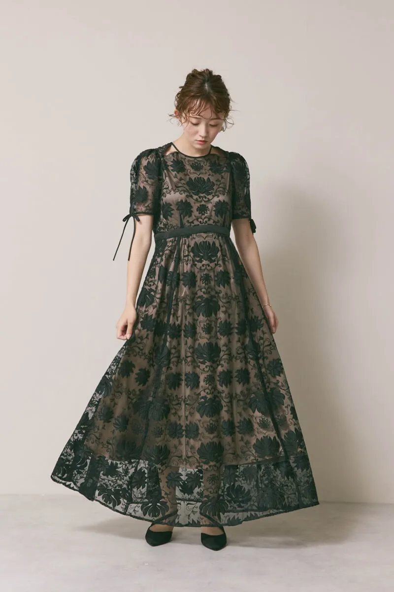 結婚式のお呼ばれパンツドレス