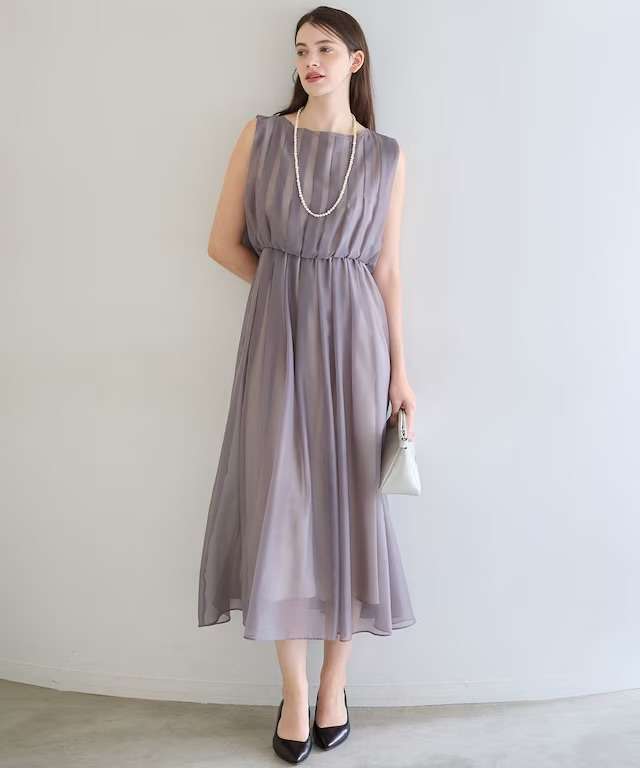 結婚式のお呼ばれパンツドレス