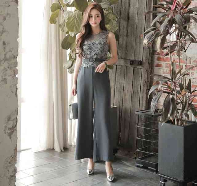 結婚式のお呼ばれパンツドレス