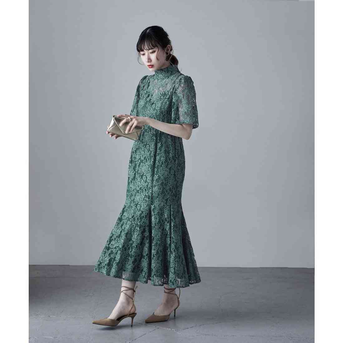 結婚式のお呼ばれパンツドレス