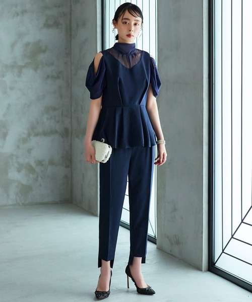 結婚式のお呼ばれパンツドレス